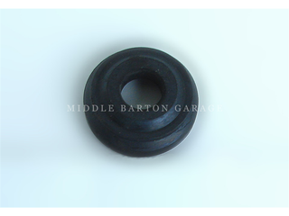 ENGINE MOUNT RUBBER 600/850 G/BOX UPPER